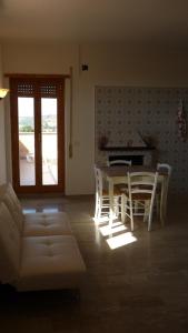 A&I Holiday House