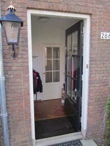 Rotterdam City House with sunny garden