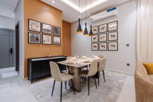 Premier 3BDR Apartment in Al Malqa NZL283