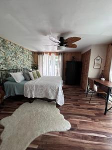 Peaceful Gateway to Island Creek Cottage