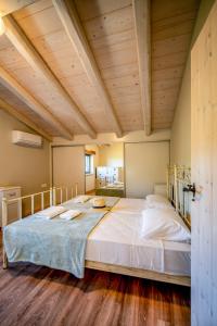 Villa Dias by Elayan Villas Corfu