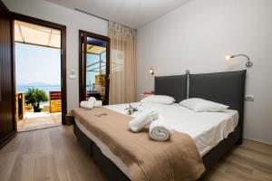 Locandina Barbati Living