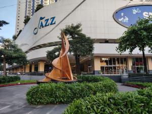 Cozy City Escape - Jazz Residences