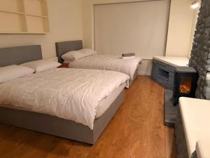 Newbridge Lodge Guest House