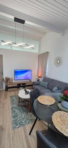 Au calme, parking gratuit,proche centre Thonon les bains