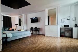 Grand studio avec Balneo proche gare