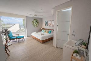 Marina Puerto Velero, Villa frente al Mar