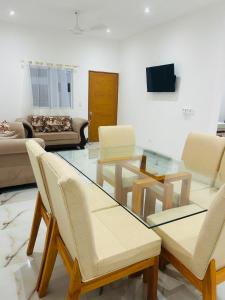 Tropical oasis rentas