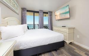 Phoenix I 1053 condo