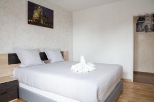 Cosy au pied du metro Paris a 10min