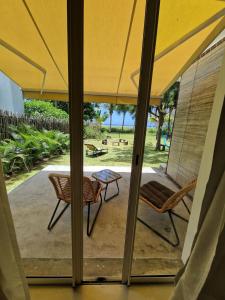 Salty Toes Beach House - Barefoot days by the sea!