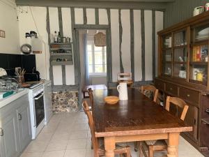 Maison familiale Plage des Petites Dalles à pied Jardin