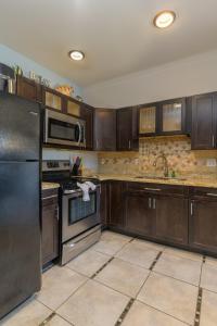 Tiki 331 - Oceanview 1BR Condo Sleeps 6 with Pools condo