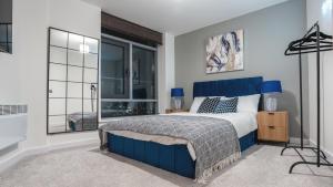 Leeds Penthouse - Sleeps 8 - Skyline View