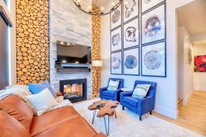 Upstay Lake Dillon Basecamp & Mountain Trails