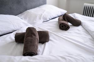 Birdhouse Apartments