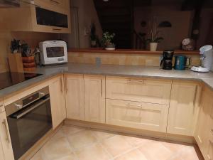 Parenthèse Bien-Être en Famille- Piscine & Jacuzzi- Route des vins