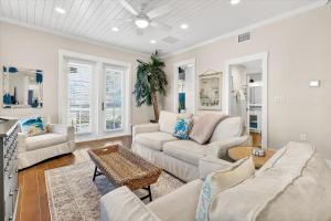 Palm Tree Retreat TC 3102