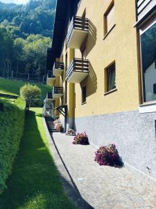 Ai Volardi Apartment