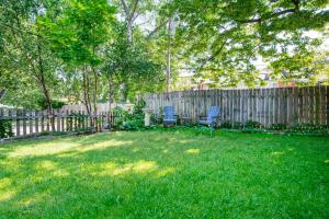 Historic 1Bdrm - Parking - Walk to Restaurants & Westport!