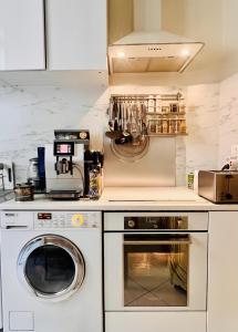 Luxury suite arc de triomphe 130sqm