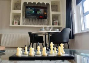 3 bedroom Apartment - 10min walk Stratford station - Sleep 6