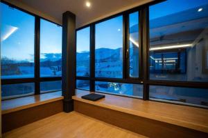 Matthew Suites Hotel