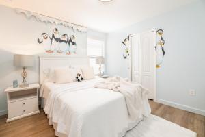 Luxury Villa with Pool, Spa, Theater, Game Room - The World of Wonders Residence