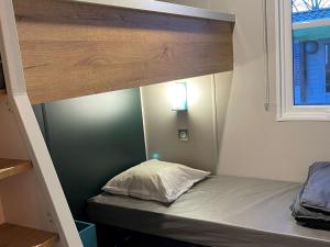 Mobil Home Confort avec Terrasse - 4 Pers. - API-1-52-1690