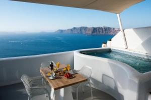 Senior Suite with Private Plunge Pool and Caldera View