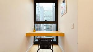 Box Hill Splendid View 2B Apt by GoodLive
