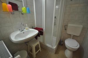 Denis Panzió és Étterem