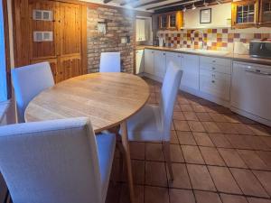 Arcadia Cottage, Mere