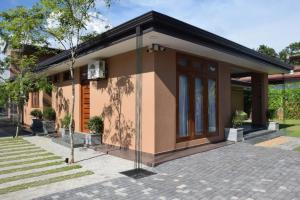 Grand Guardian Hotel