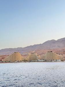 Porto Pyramids Hotel & Residence