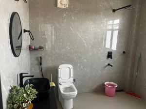 Imsongs humble abode