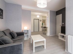 Appartements Appart Hotel Bourgoin : photos des chambres