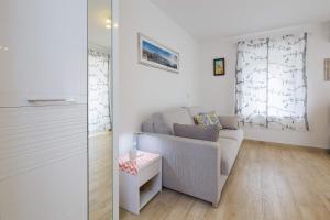 Phoenix Studio Apartment