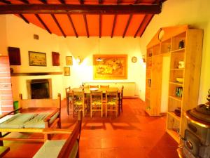 Holiday Home with Garden and shared pool