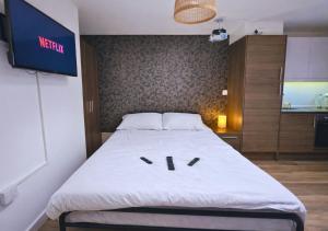 Stylish City Escape near Cavern Quarter sleeps 4