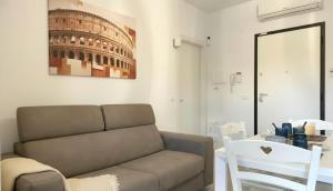 LIMITED OFFER - Colosseum - Metro B - Wifi AC