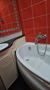 Шалимова, Шулявская, Исида, Донца 2этаж, НАУ, Отрадный