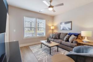 Landing Chic 1BD Gym Clubhouse