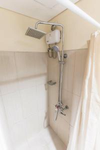 Affordable and Cozy Condo Near MOA and Airport