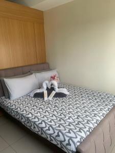 Affordable and Cozy Condo Near MOA and Airport