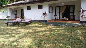 Aqua Pearl Lake Resort