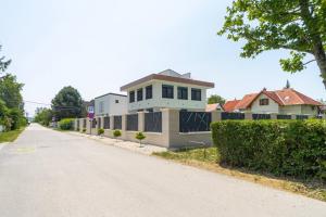 Luxury Villa with Panoramic Lake Balaton Views
