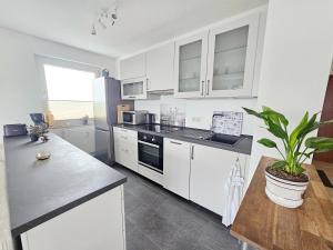 Ferienwohnung Sunset - Traumhafter Seeblick & Sauna in Steinhude
