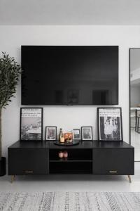 2 Bdrm Condo Lux Community by Untitled Stay Landlord Edition