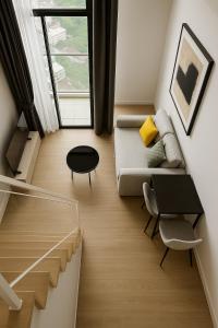 High-Ceiling Loft Suite Rama 9 Design Apartment